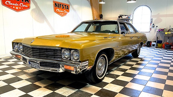 Buick Le Sabre 3 of 30