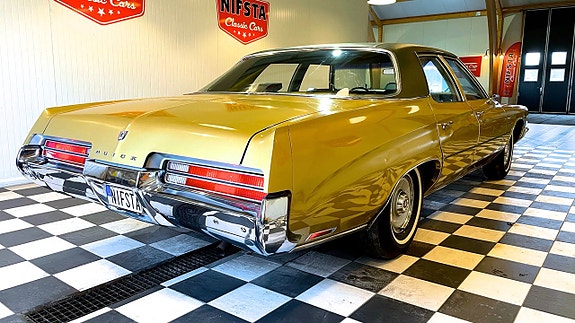 Buick Le Sabre 13 of 30