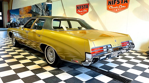 Buick Le Sabre 16 of 30