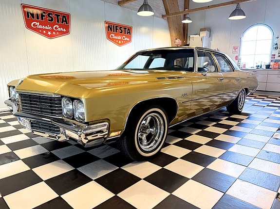 Buick Le Sabre 2 of 30