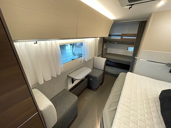 Adria Alpina 753 HK /ALDE/ Förtält / AC / Markis / Front kök/ Barnkammare / 8 of 22