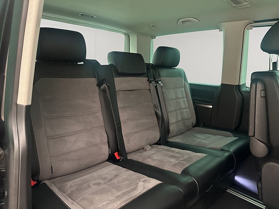 Volkswagen Multivan 25 of 30