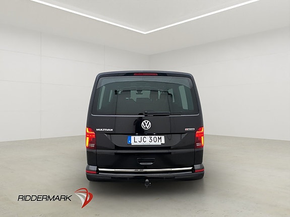 Volkswagen Multivan 8 of 30