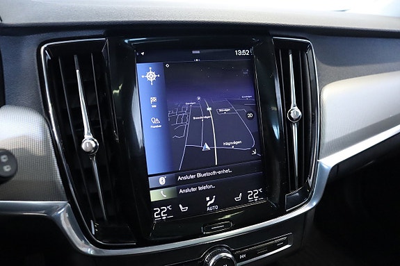 Volvo V90 Cross Country 12 of 19