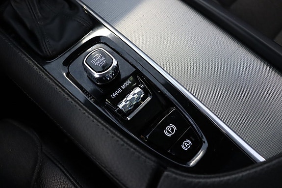 Volvo V90 Cross Country 15 of 19