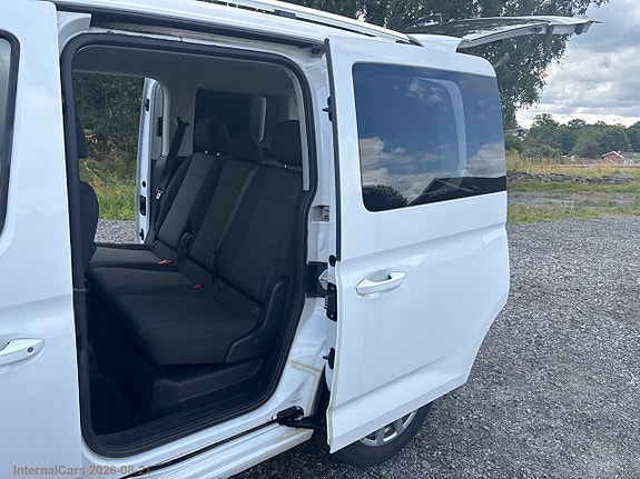 Ford Connect Tourneo 10 of 27