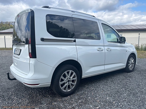 Ford Connect Tourneo 5 of 27