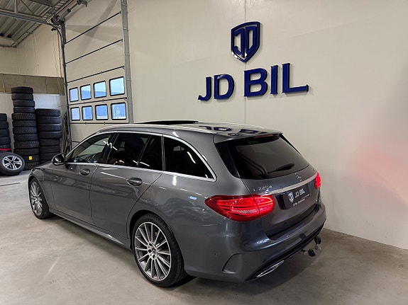 Mercedes-Benz C220 d 3 of 22