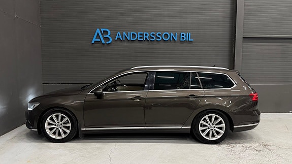 Volkswagen Passat 6 of 30