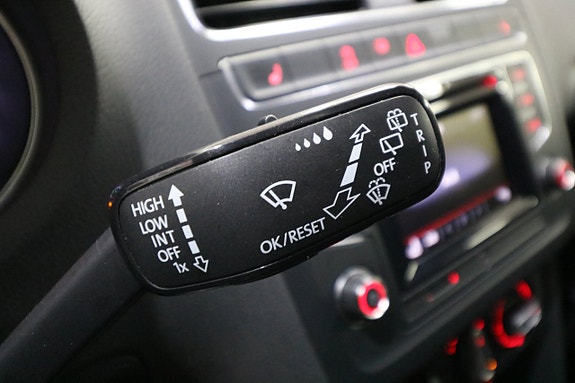 Volkswagen Polo 10 of 29