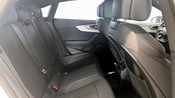 Audi A5 6 of 9