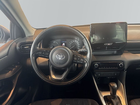 Toyota Yaris 11 of 12
