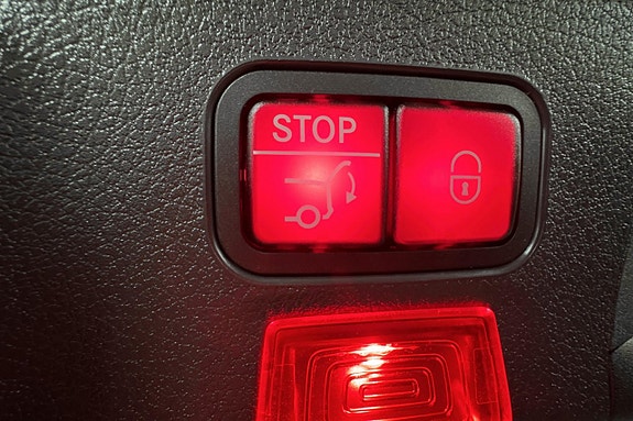 Mercedes-Benz CLA35 19 of 21