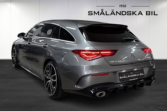 Mercedes-Benz CLA35 3 of 21