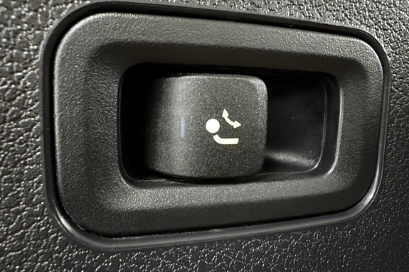 Mercedes-Benz CLA35 20 of 21