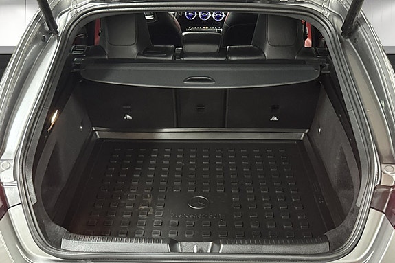 Mercedes-Benz CLA35 21 of 21