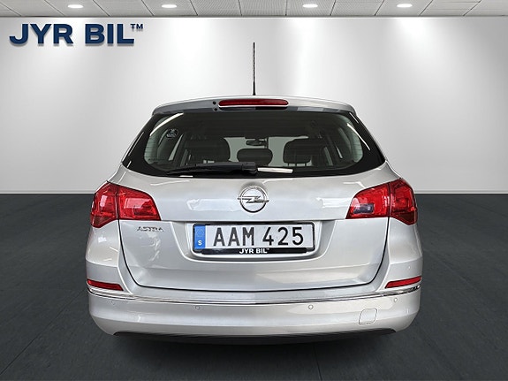 Opel Astra 4 of 23