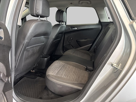 Opel Astra 17 of 23