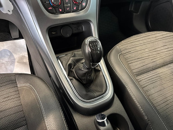 Opel Astra 16 of 23