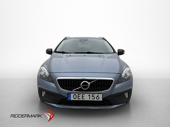 Volvo V40 Cross Country 2 of 24