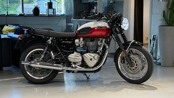 Triumph Bonneville T120 Motone Premium // 171mil 6 of 27