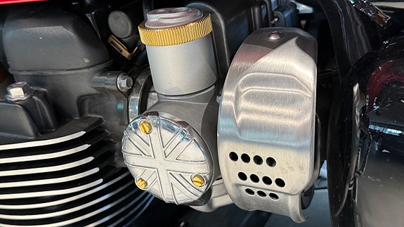 Triumph Bonneville T120 Motone Premium // 171mil 14 of 27