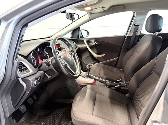 Opel Astra 9 of 14