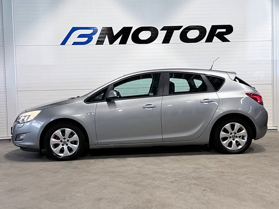 Opel Astra 4 of 14