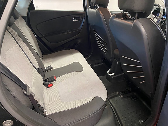 Renault Captur 13 of 22