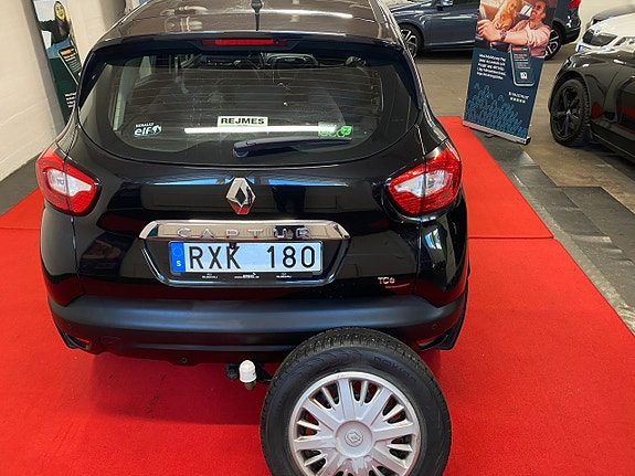 Renault Captur 6 of 22