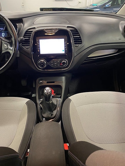 Renault Captur 15 of 22