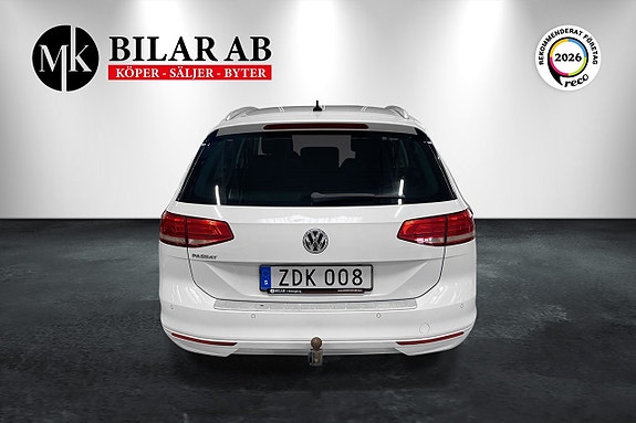 Volkswagen Passat 4 of 13
