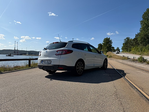 Renault Megane III 4 of 5