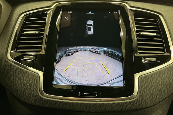 Volvo XC90 16 of 16