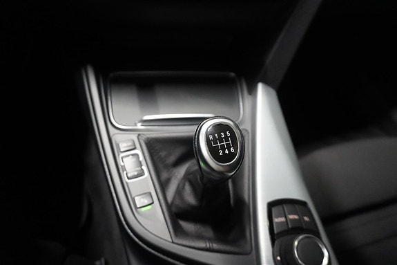 BMW 418d 14 of 15