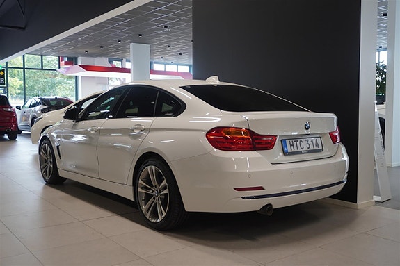 BMW 418d 4 of 15