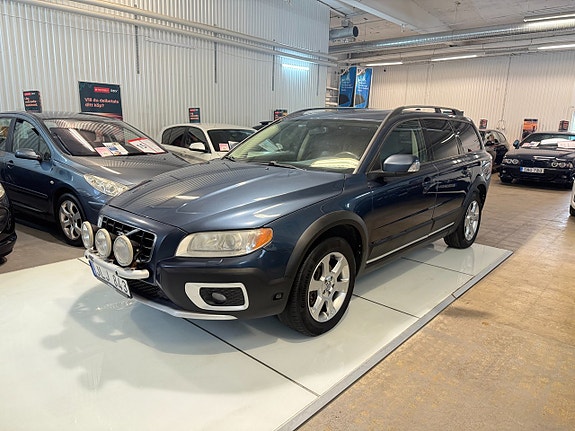 Volvo XC70 4 of 13