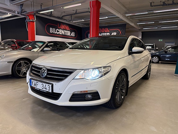 Volkswagen Passat CC 3 of 20