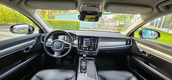 Volvo V90 13 of 21