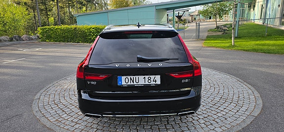 Volvo V90 8 of 21