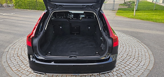 Volvo V90 16 of 21