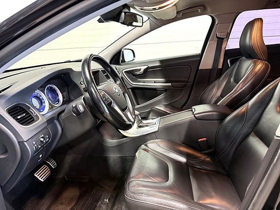 Volvo V60 9 of 17