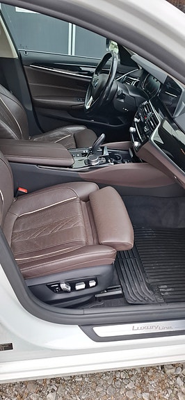 BMW 530d 6 of 10