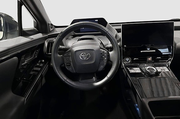 Toyota bZ4X 11 of 13