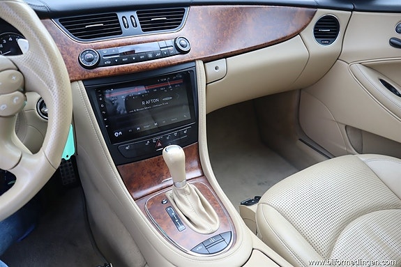Mercedes-Benz CLS63 11 of 19