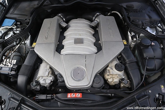 Mercedes-Benz CLS63 17 of 19