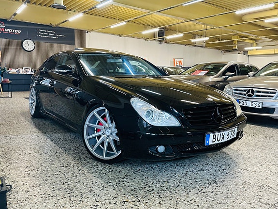 Mercedes-Benz CLS350 3 of 21