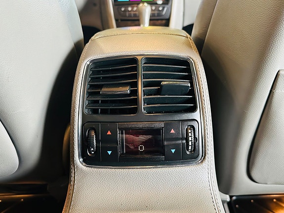Mercedes-Benz CLS350 17 of 21
