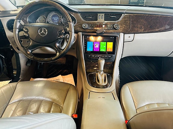 Mercedes-Benz CLS350 12 of 21