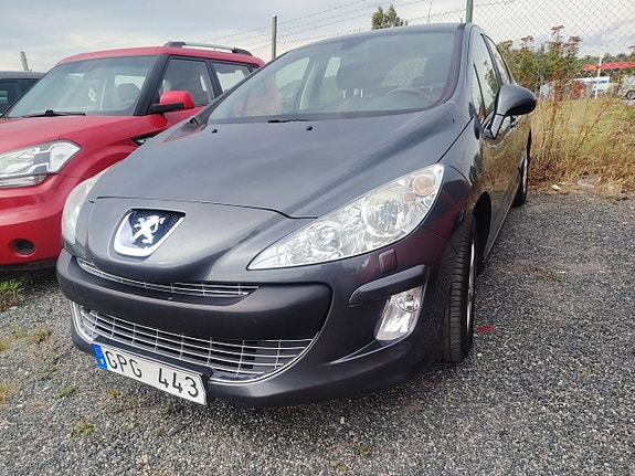 Peugeot 308 15 of 17